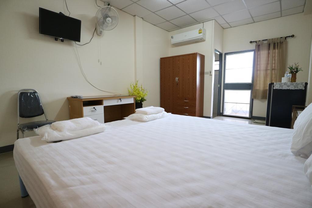 Pob Choke Residences 사타힙 외부 사진